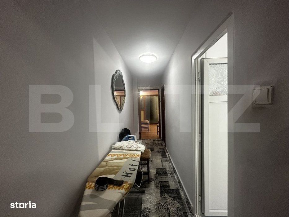 Apartament 3 camere, 70 mp , zona 8 Mai