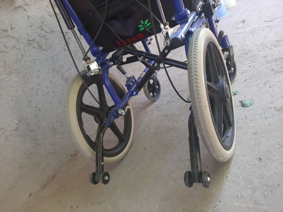 Коляска инвалитски новый