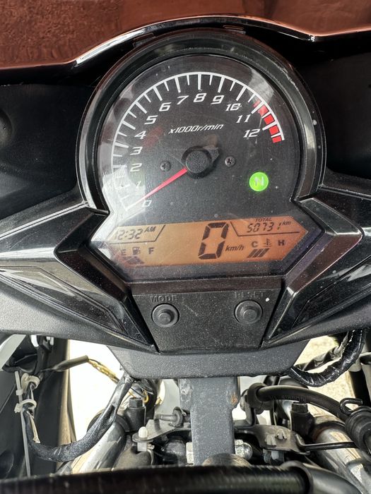 Vand Honda cbr 125r ( nu aprilia , yamaha , ktm )