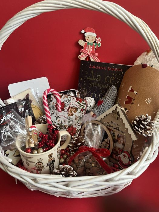 Подаръчни Кошници