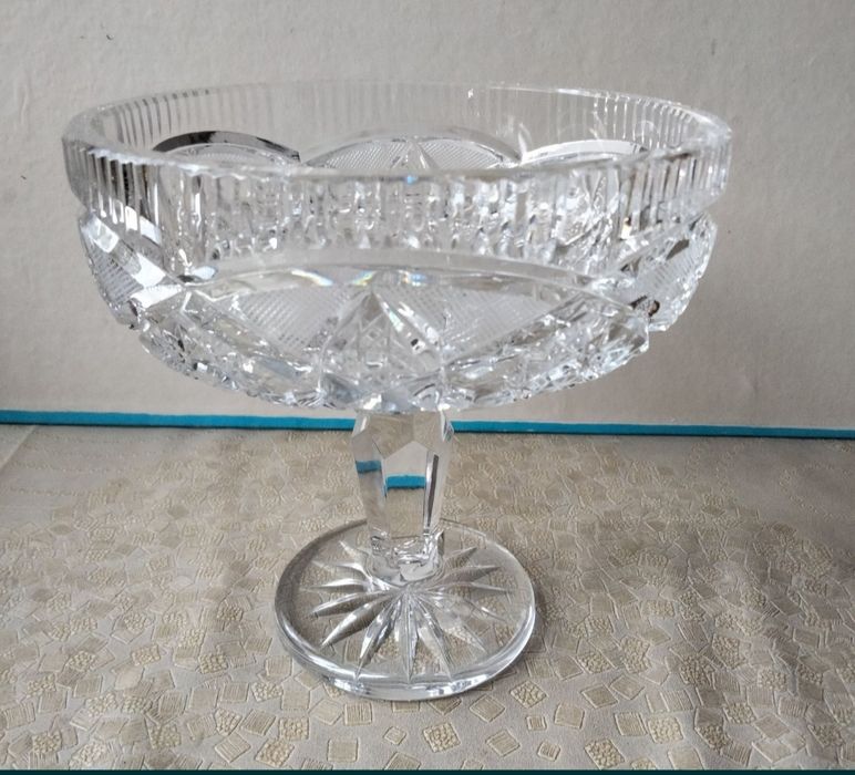 Fructieră din cristal