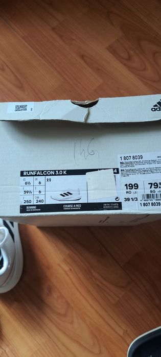 Adidași unisex Adidas