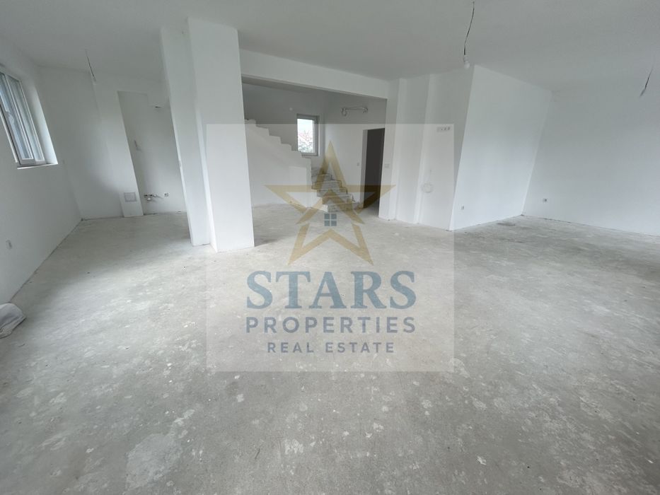 Къща Св.Константин и Елена с басейн