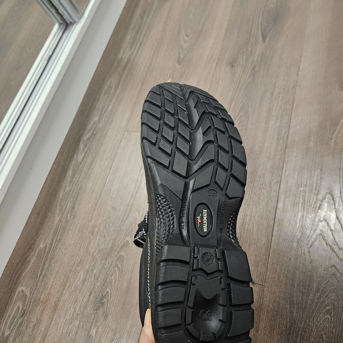 Vand ghete de lucru marimile 36,41,44