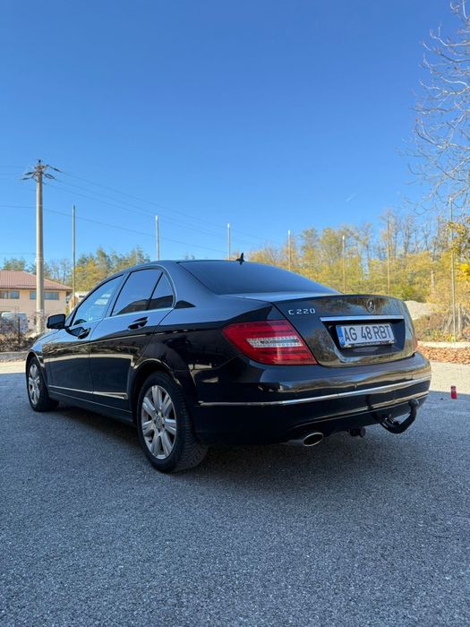 Vand ! Schimb cu Duster 4x4sau  Atv can-am Mercedes-Benz C-Class 220