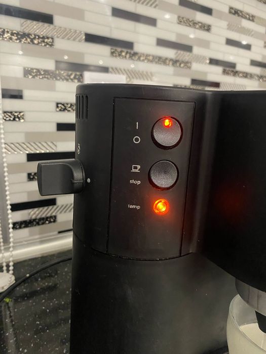 кафе машина AEG .