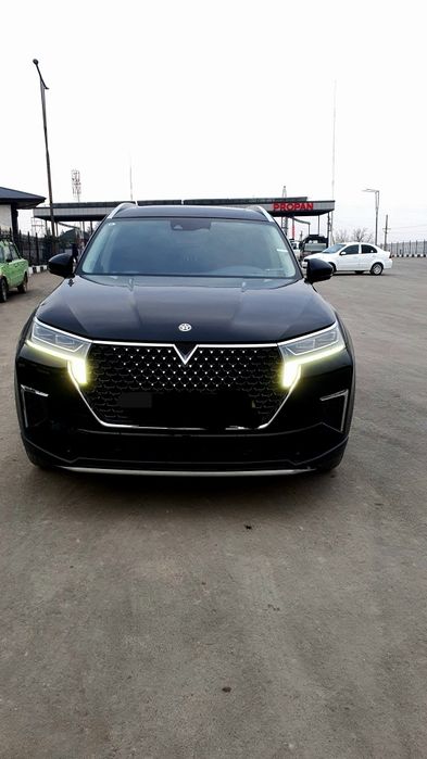 Dongfeng Nissan Venucia star