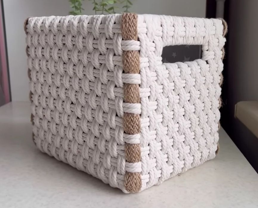 Корзины, люстры, светильники