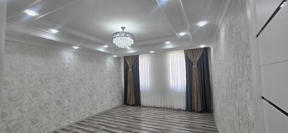 3х комнатная квартира 85кв/м в новостройке на районе Супера