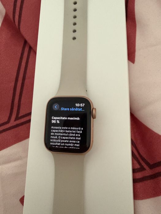 Apple Watch SE 2020