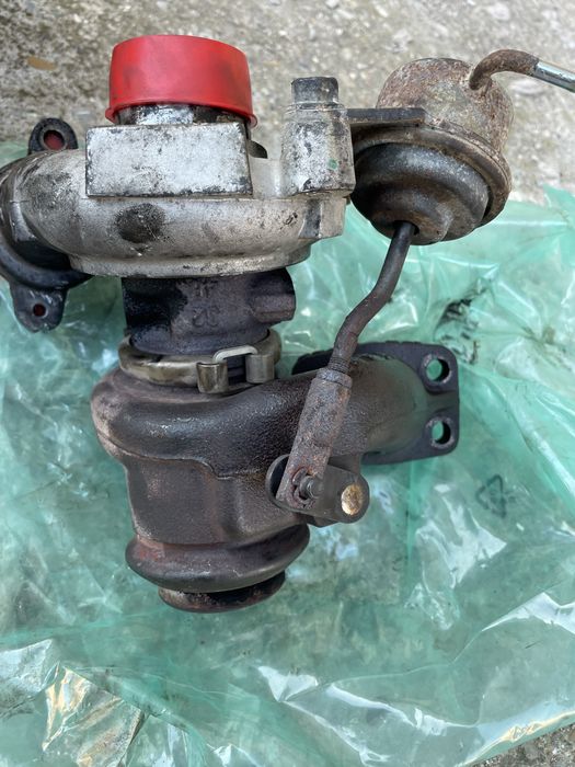 Turbina (turbosuflanta) demontata de pe Citroen Jumpy 1,6 hdi 90 cai