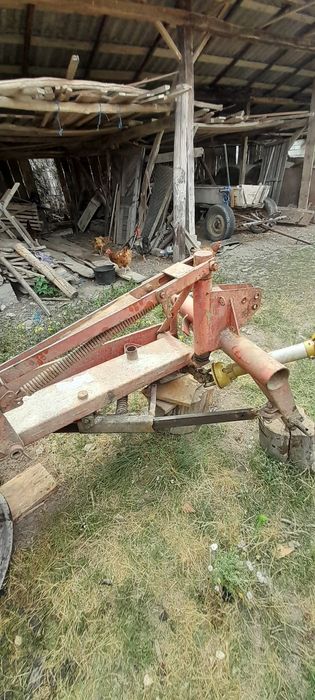 Vind cositoare rotativa 1,85 instare de functionare .se afla in Poietari nr.24.