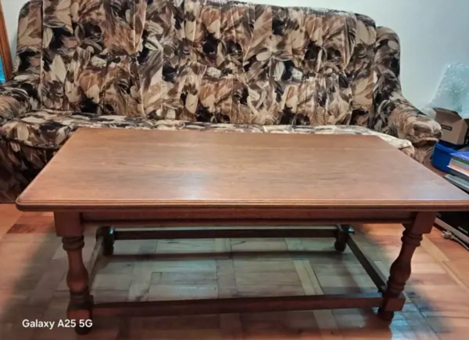 Canapea cu fotolii si mobilier vintage