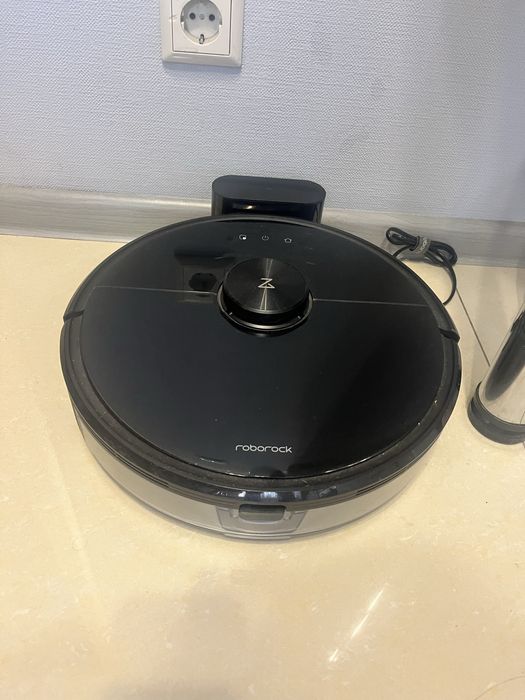 Продам робот -пялесос в отличном состоянии