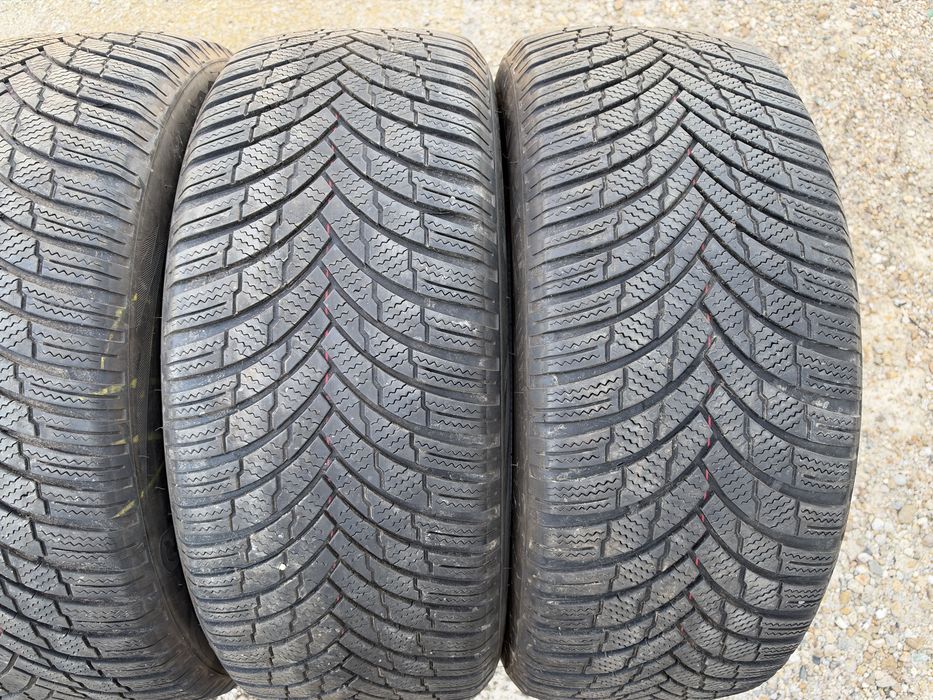 4бр. ОТЛИЧНИ Зимни Гуми С Борд 255/45R/20 -FIRESTONE- DOT:4424- 6.5мм.+5.3мм.