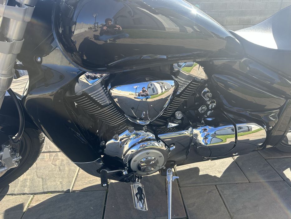 Suzuki Intruder Boulevard VZR1800 M109R