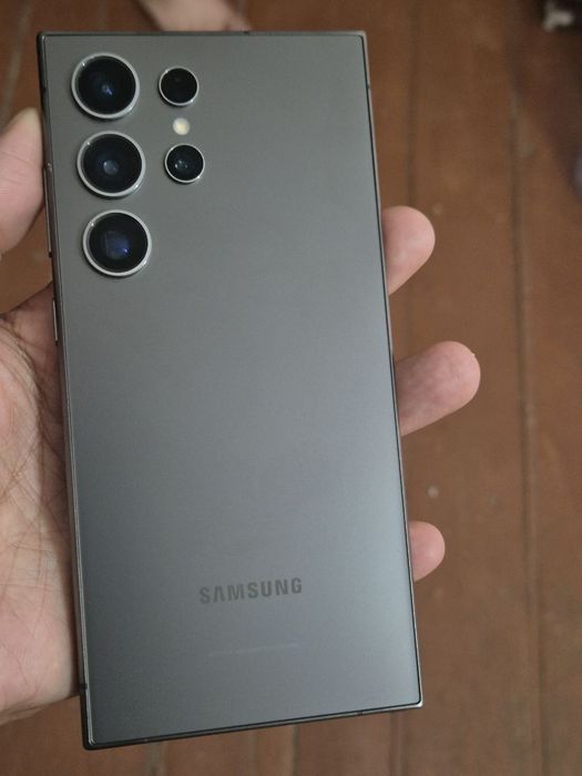 Samsung  S24 ultra 5G  256/12