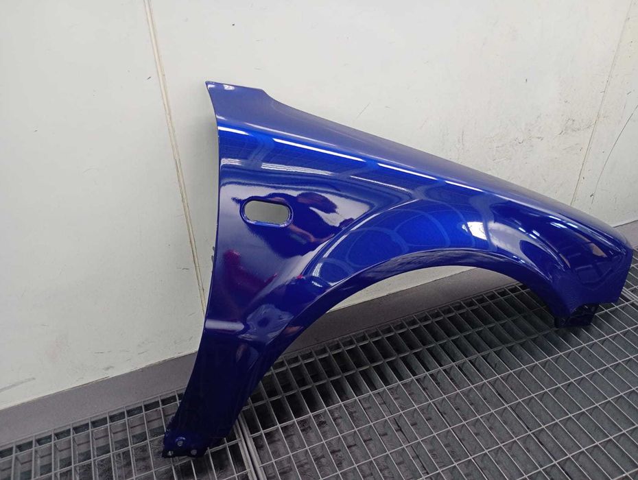 Aripa Fata Dreapta VW Passat B5.5 An 2000-2004 (LC5X (Albastru))