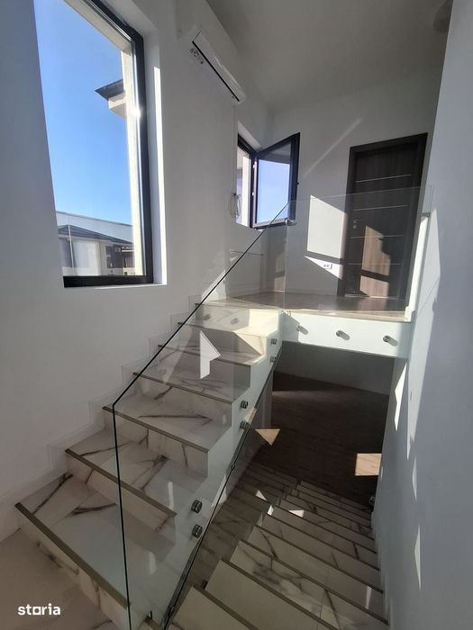 Vila individuala SUPERBA Tunari, ZONA BUNA, TOATE utilitatile