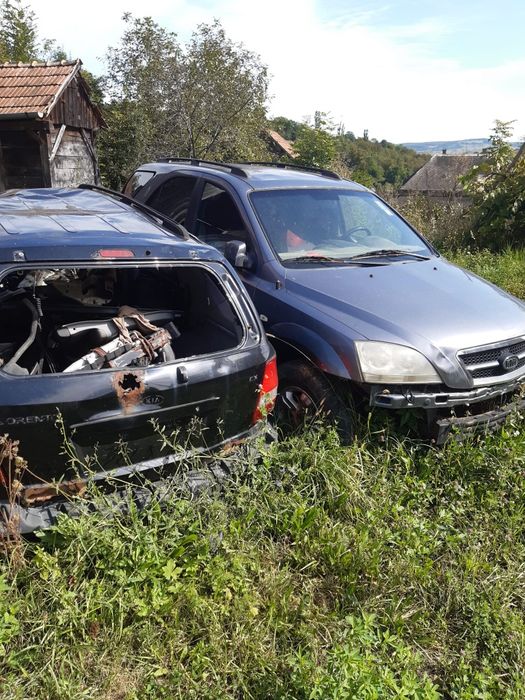 Dezmembrez  Kia Sorento