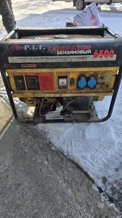 Продам два бензиновых и газовый генераторы