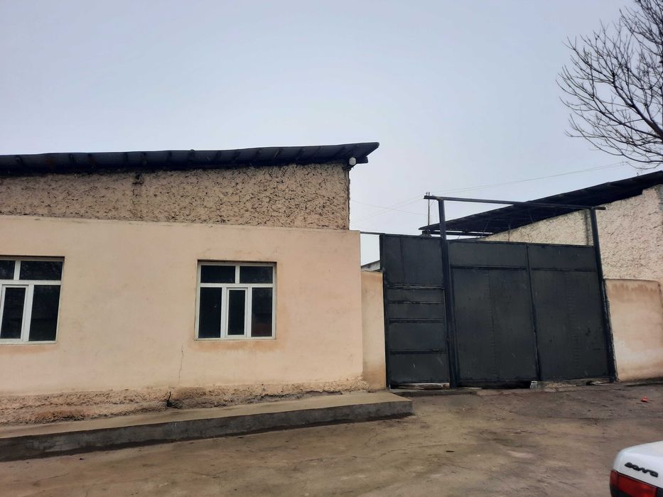 Срочно продаётся нежилое помешение 134 сотк