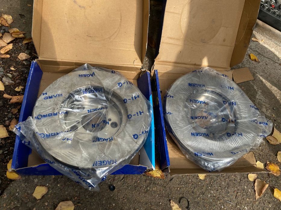 Продам тормозные диски на Тойоту Авенсис передние 260мм