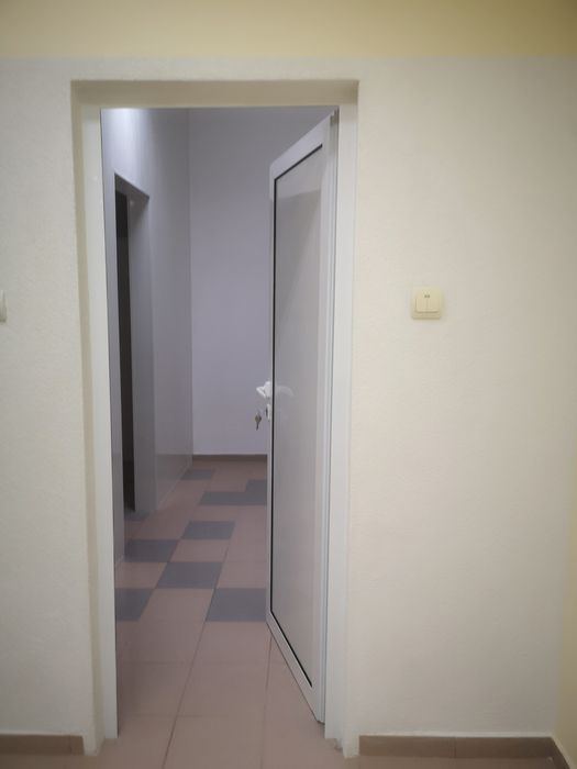 Просторен обект със собствен санитарен възел