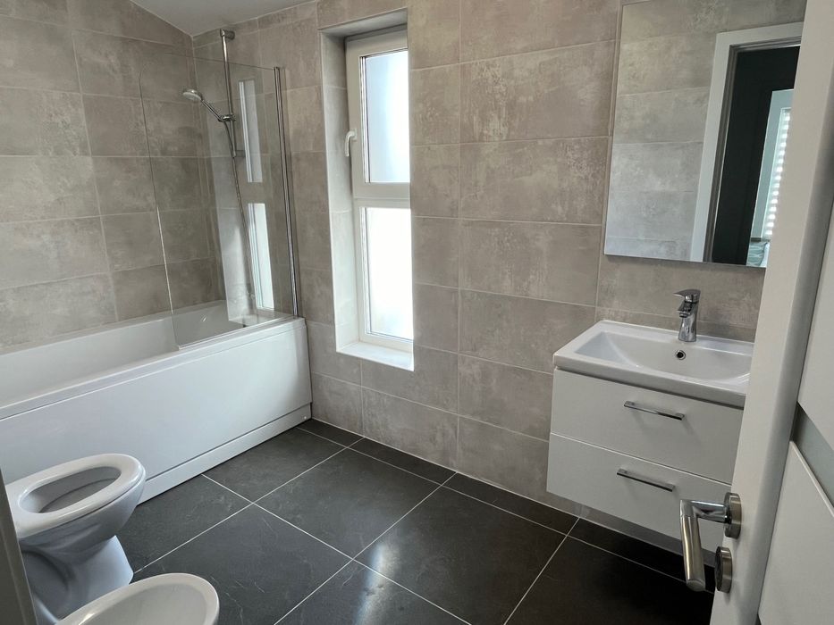 Vand casa tip Duplex