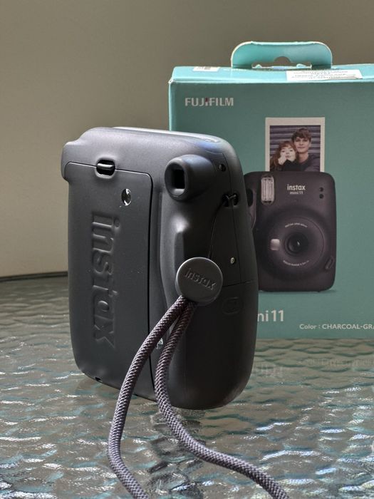 Фотоапарат за моментни снимки FUJIFILM INSTAX MINI 11 GREY