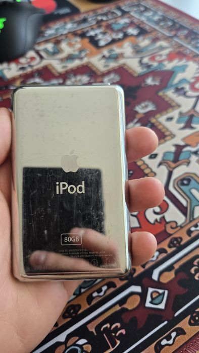 iPod 6 80GB + statie logitech