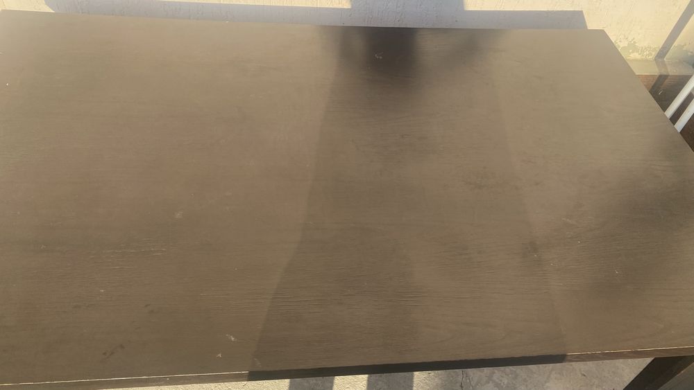 Стол сатылады кухняга