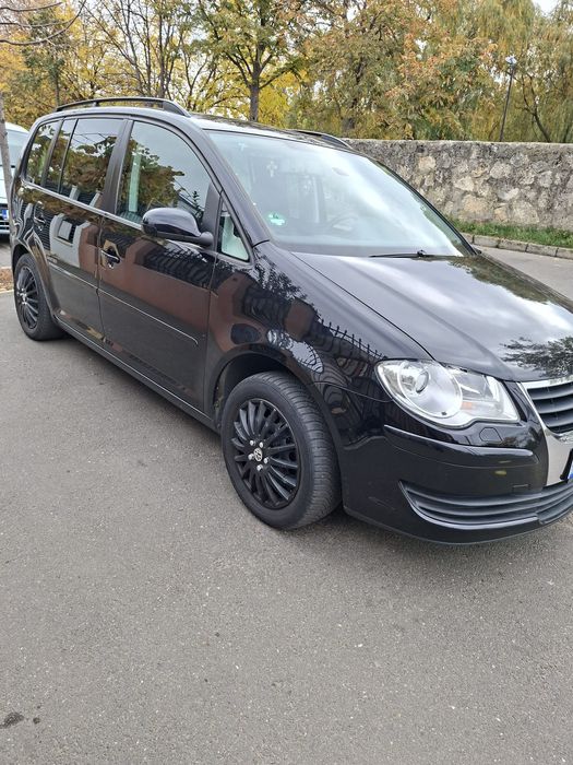 Vând wv Touran 1.9 tdi