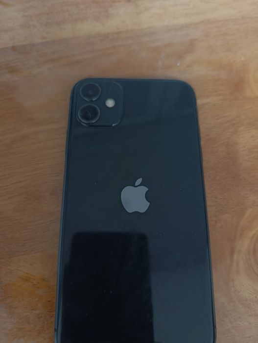 Продается iPhone11 без торга