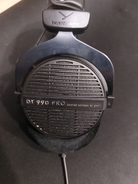 Продам карту  и наушники