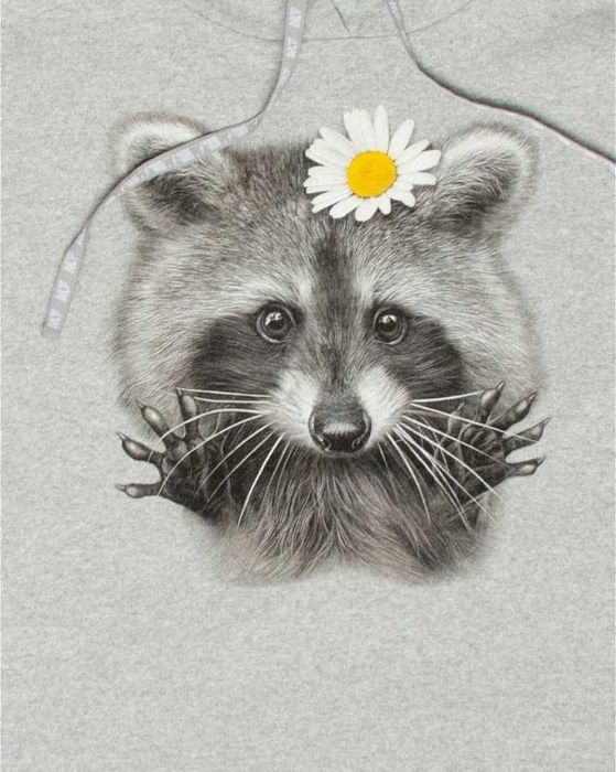 Фирменное худи р. 46 с капюшоном