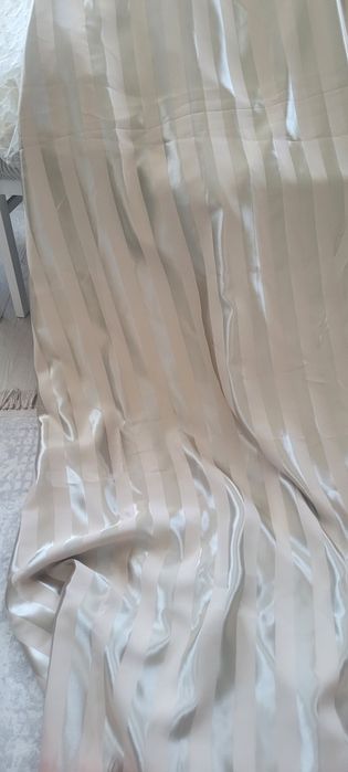 Продам шторы, красивые атласные