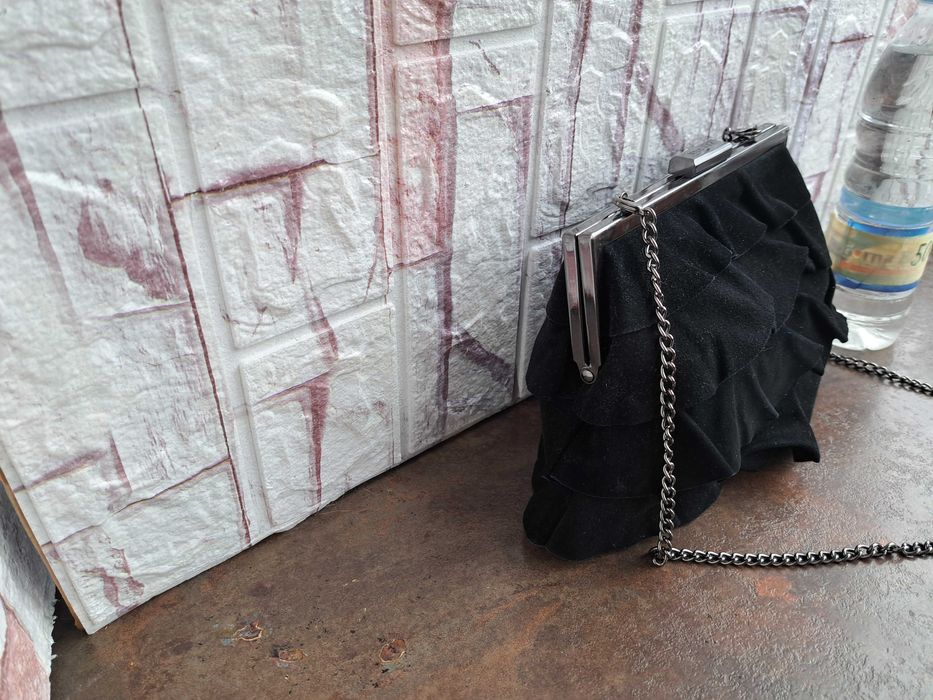 дамска чанта,Marella,черно малка чантичка-естествена кожа