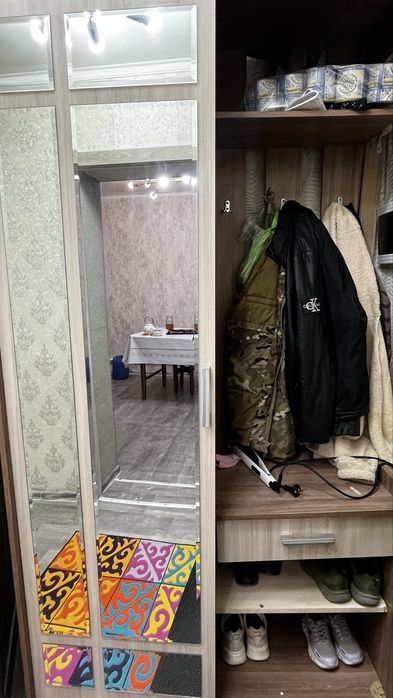 Продам      Прихожка