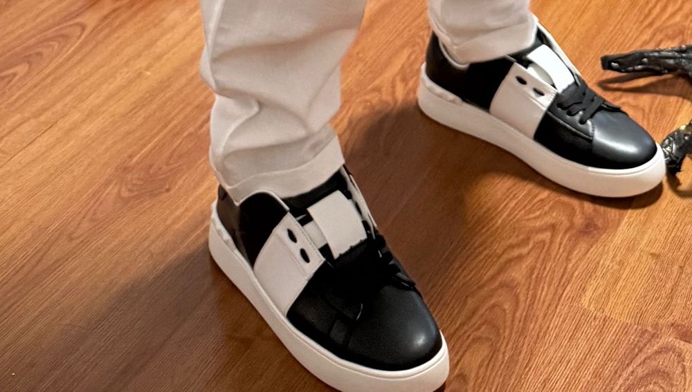 Продам кроссовки