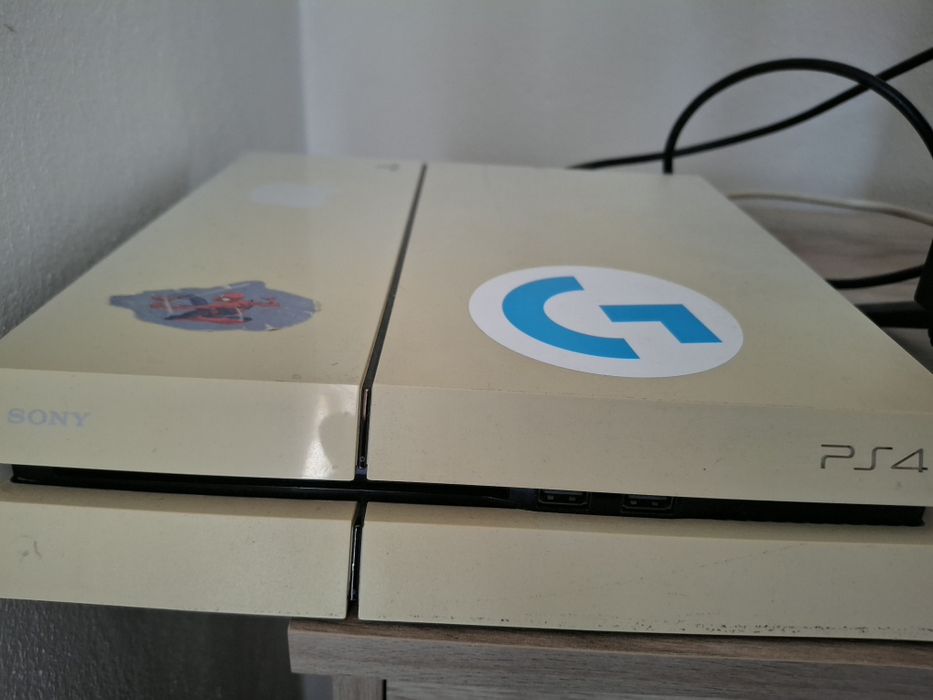 Vand Ps4 funcțional