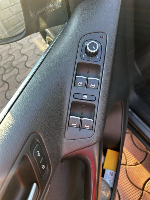Vand Volkswagen Tiguan R-line