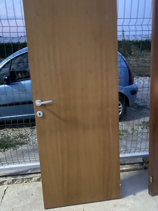 Vanzare usi de interior