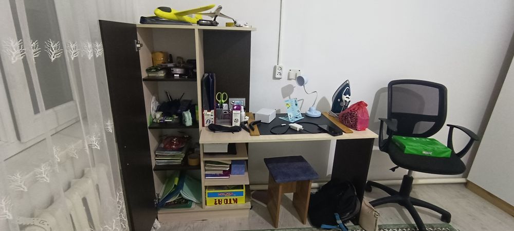 Стол компьютерный