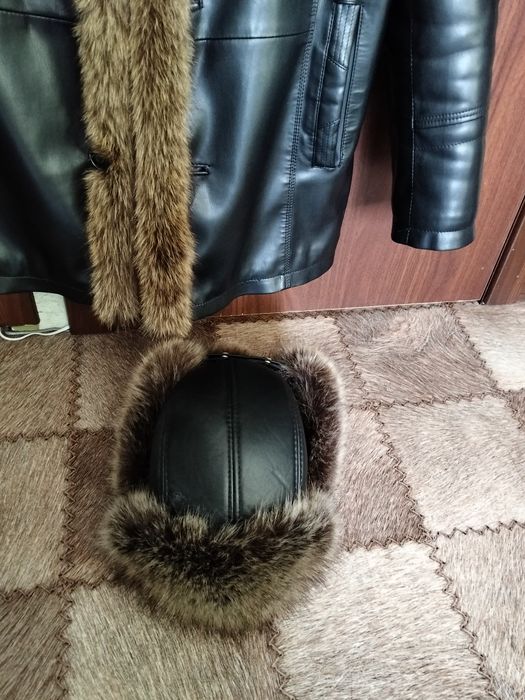 Продам куртку теплая