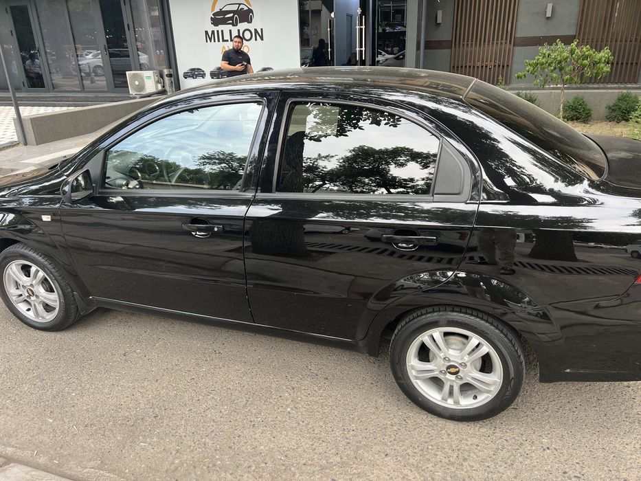 Нэксия 3 автомат. 2022 йил. 101000 пробэг.