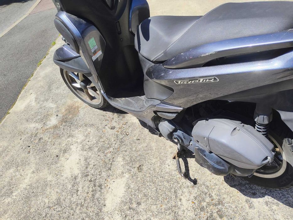 Scuter  MBK Yamaha triptyk 125