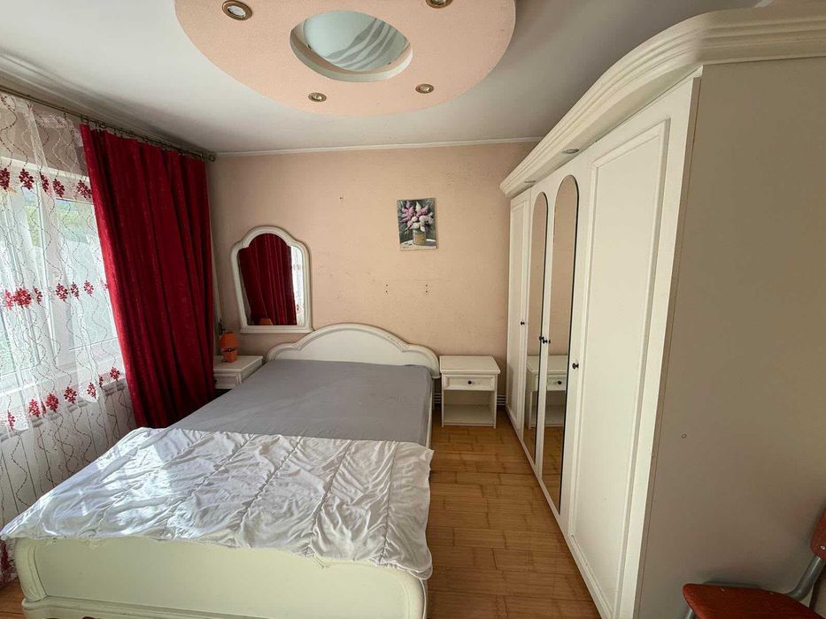 Vând apartament 3camere