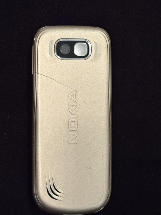 Телефон Nokia 2600