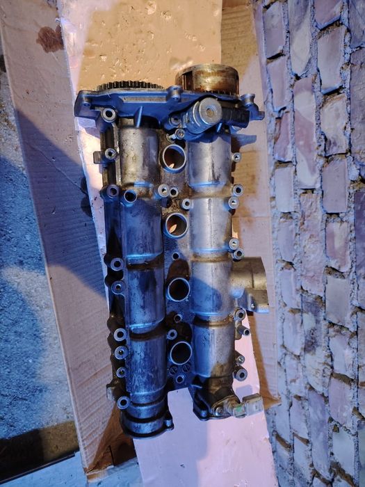 Распредвал в сборе